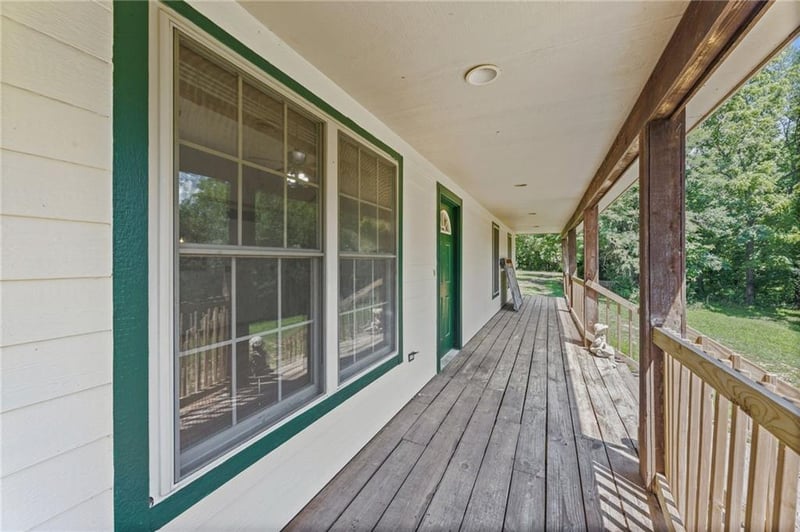 30904 Pressonville Rd, Paola, KS 66071