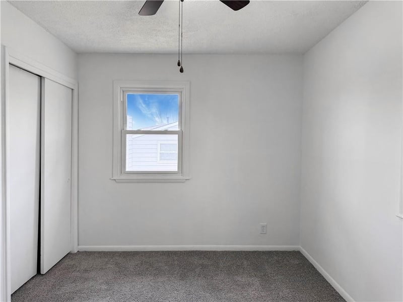 5342 Palmer Ave, Kansas City, MO 64119