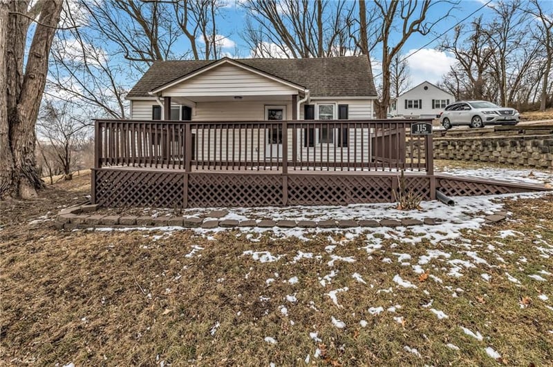 115 1st St, Farley, MO 64028