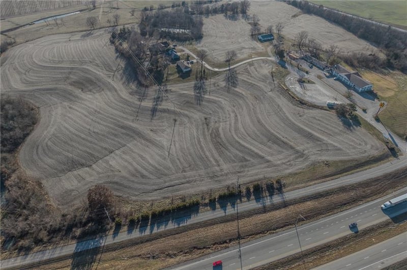 6399 Oakview Ln, Higginsville, MO 64037