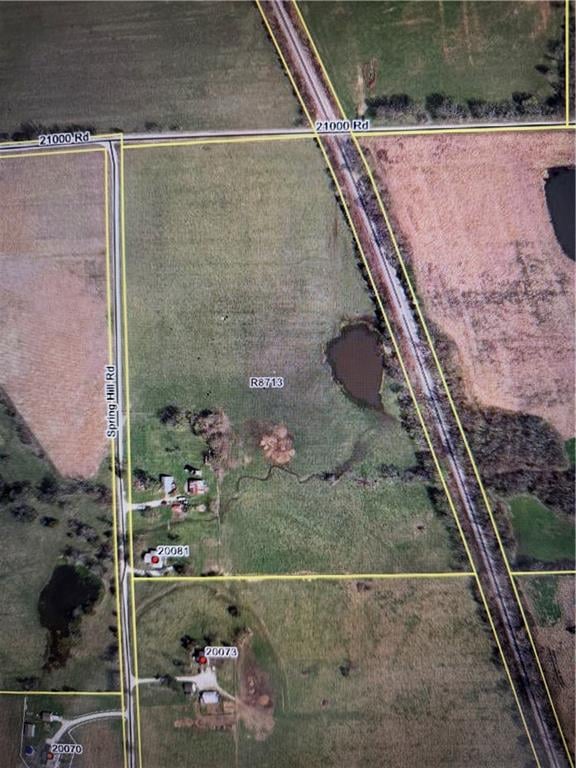 20081 Spring Hill Rd, Parsons, KS 67357