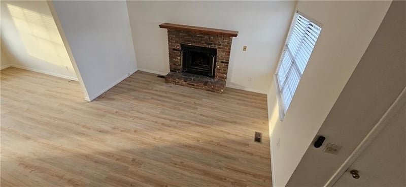 11838 Oakmont St, Overland Park, KS 66210