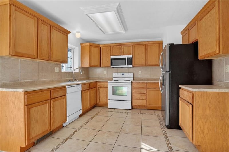 11115 Winchester Ave, Kansas City, MO 64134