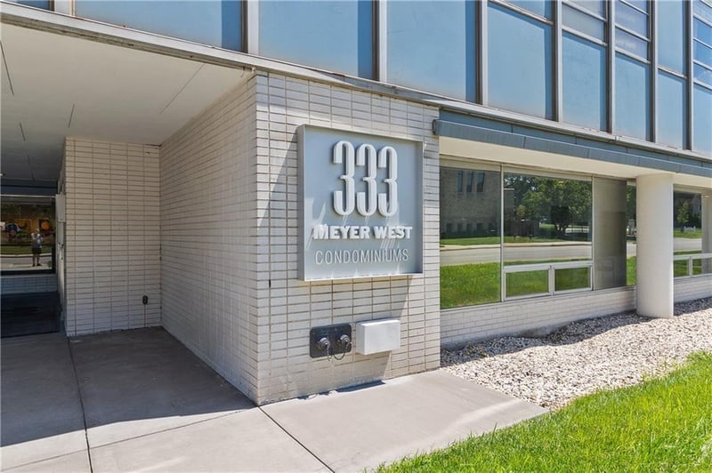 333 Meyer Blvd #1215, Kansas City, MO 64113