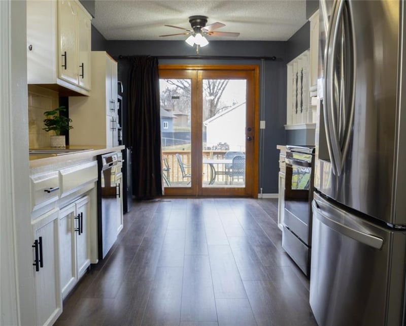 11526 Wayne Ave, Kansas City, MO 64155