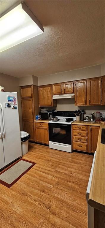 304 E 16th St, Holden, MO 64040