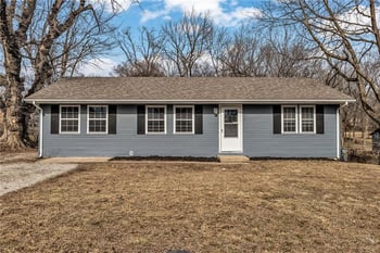 5300 NE 62nd St, Kansas City, MO 64119