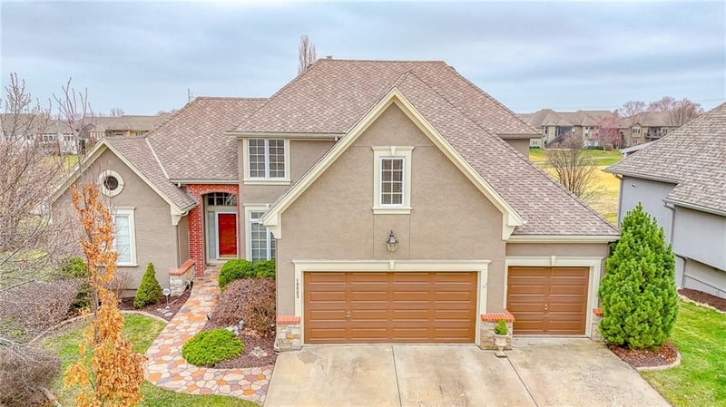 19605 99th St, Lenexa, KS 66220