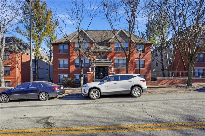 915 Washington St #204, Kansas City, MO 64105