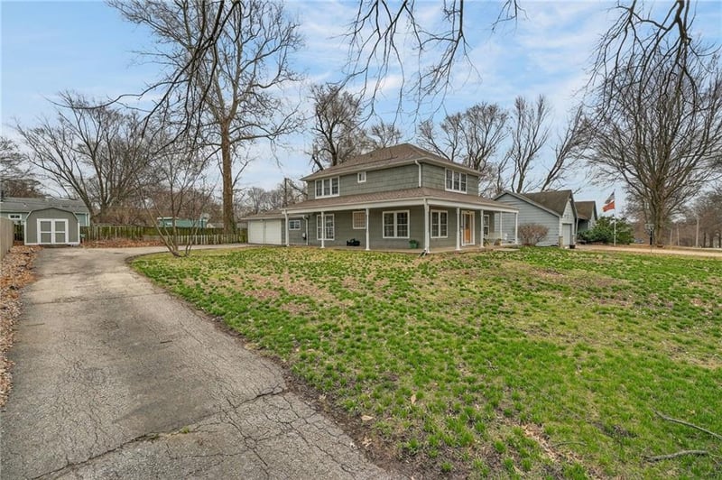 4713 Hedges Ave, Kansas City, MO 64133