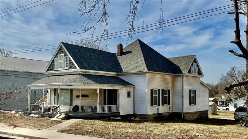 204 Camden St, Richmond, MO 64085