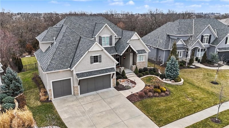 16217 Garnett St, Overland Park, KS 66221