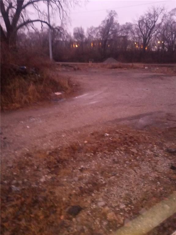 1040 1st St, Kansas City, MO 64120