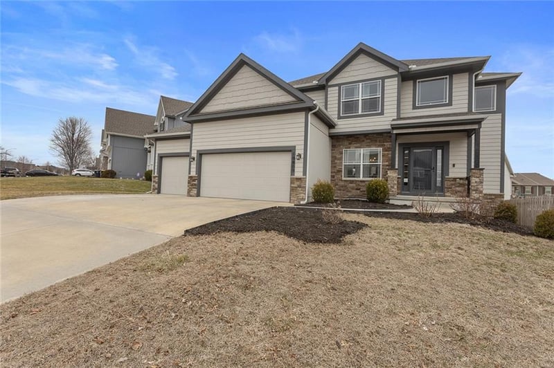 10809 Randolph Ave, Kansas City, MO 64157