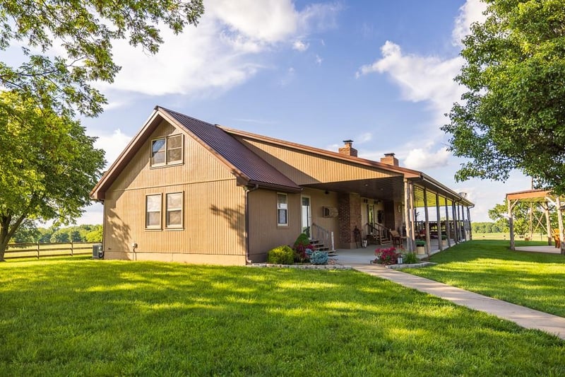 662 6th St, Schell City, MO 64783