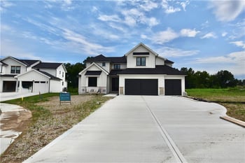 8369 NE 77th Ter, Kansas City, MO 64158