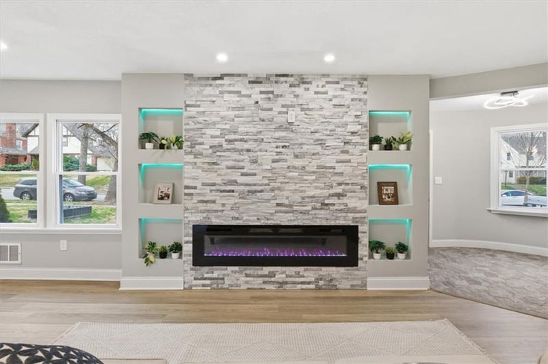 39 70th Ter, Kansas City, MO 64113