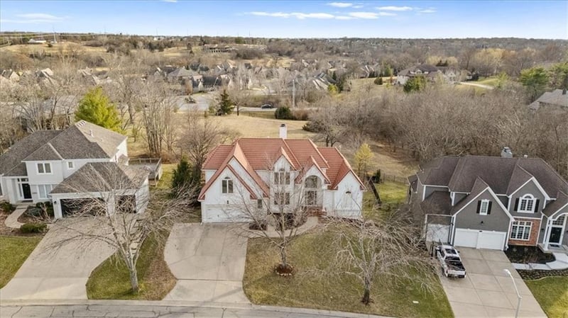 4113 150th St, Overland Park, KS 66224