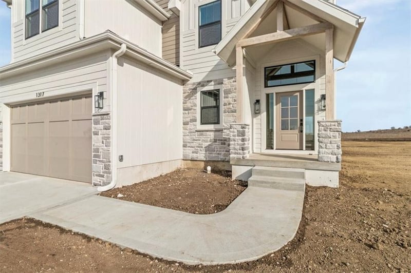 1317 Larson Ave, Warrensburg, MO 64093