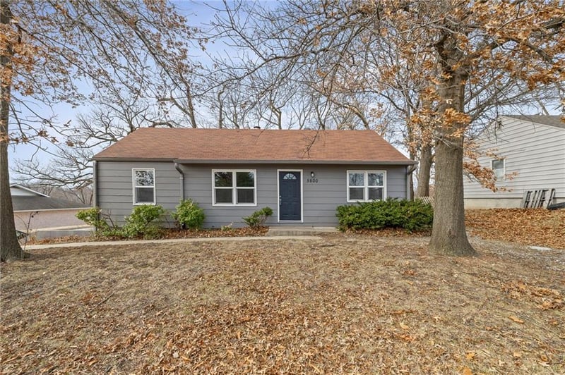 5800 Antioch Rd, Kansas City, MO 64119
