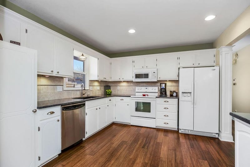1800 Thornton St, Leavenworth, KS 66048