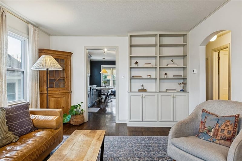 2003 W 47th Ter, Westwood, KS 66205