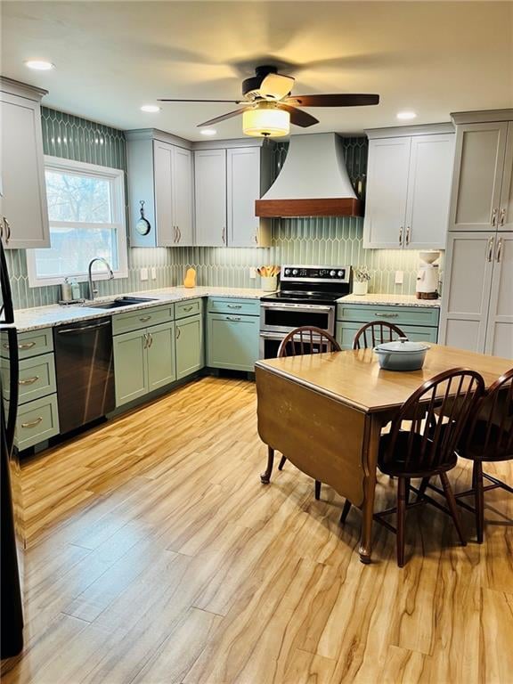 734 Leonard St, Girard, KS 66743
