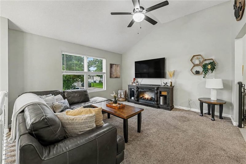 8531 110th Ter, Kansas City, MO 64157