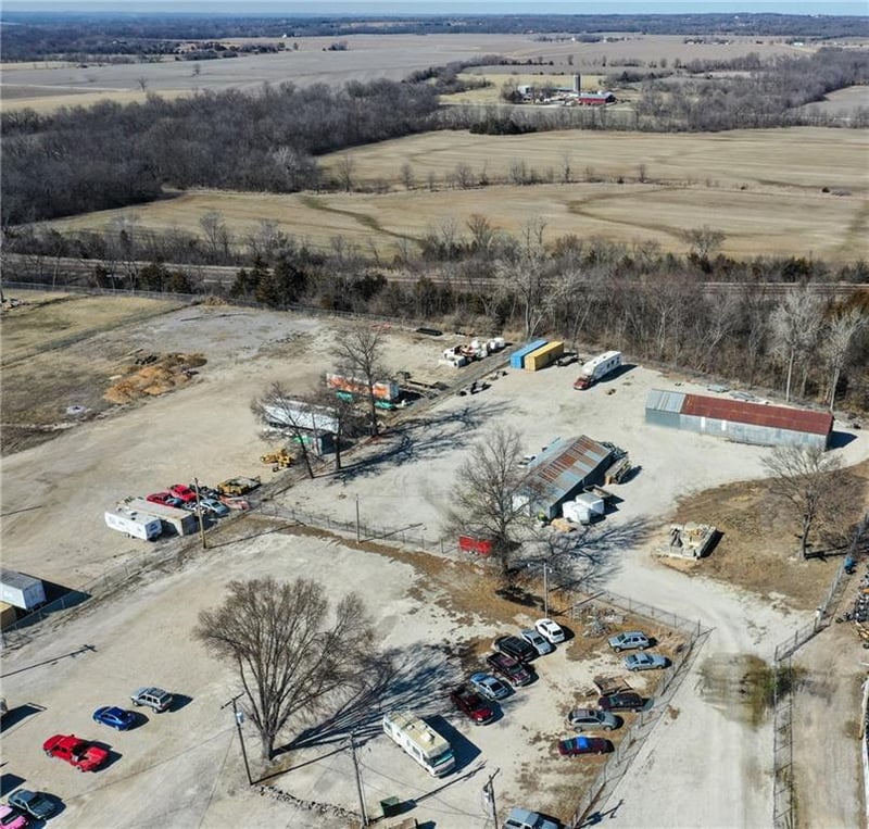 307 Wilson N/A, Ottawa, KS 66067