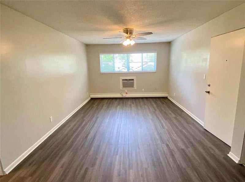 2610 42nd Ave, Kansas City, KS 66103