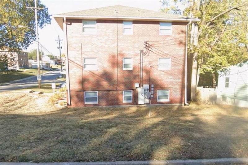 2610 42nd Ave, Kansas City, KS 66103