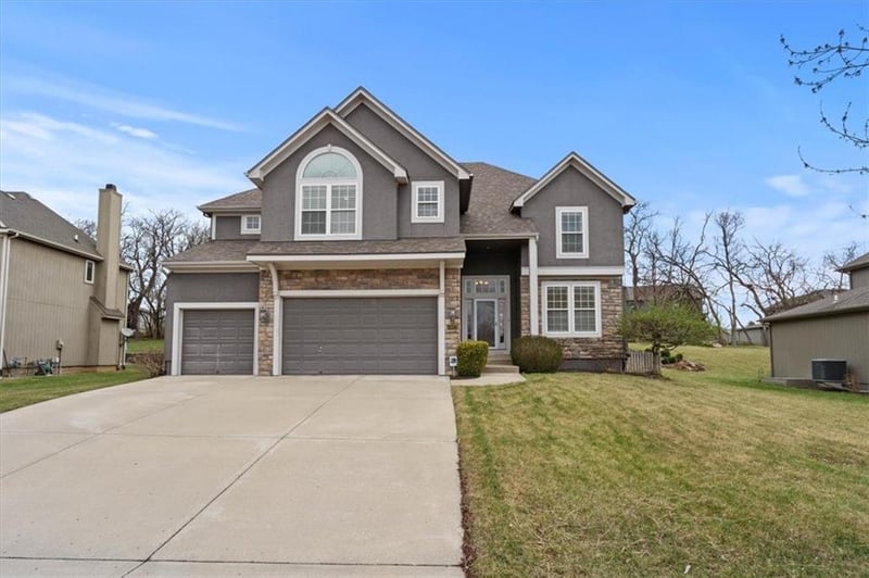 14913 Turnberry St, Olathe, KS 66061