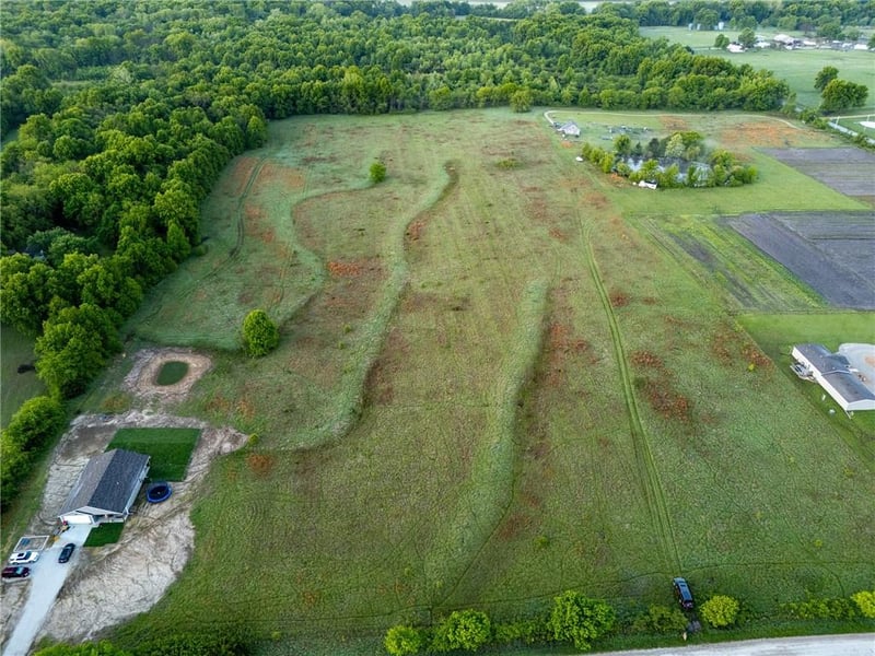 000 Sw 700th Rd, Holden, MO 64040