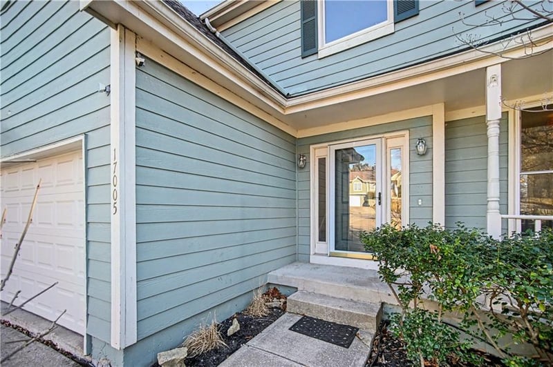 17005 43rd Ter, Independence, MO 64055