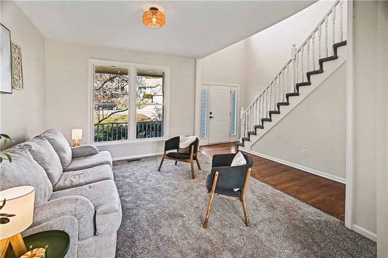 17005 43rd Ter, Independence, MO 64055