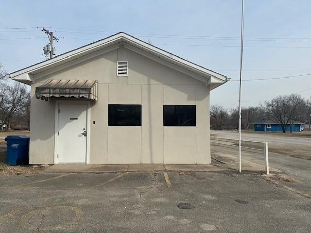 106 Hickory St, Elk City, KS 67344