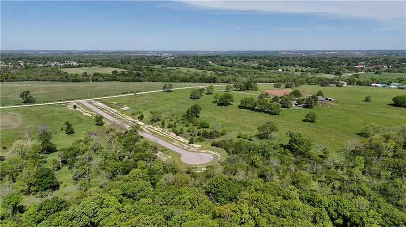 5400 188 Ter, Stilwell, KS 66085