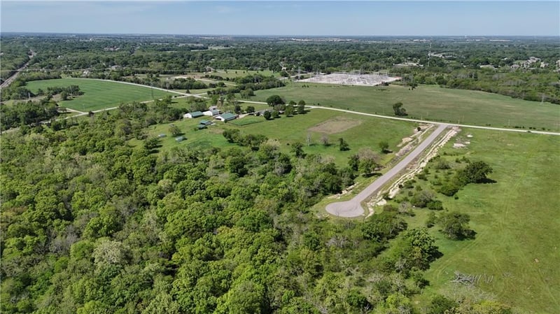 5375 188th Ter, Stilwell, KS 66085