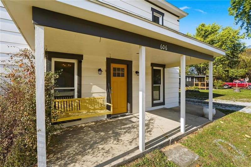 606 Water St, Holt, MO 64048