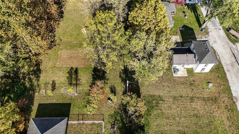 606 Water St, Holt, MO 64048