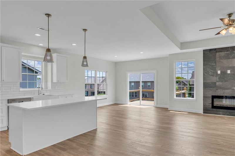 12511 Parkview Ave, Kansas City, KS 66109