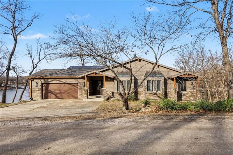 89 Maple Dr, Mound City, KS 66056