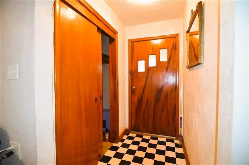 7200 102nd St, Kansas City, MO 64134