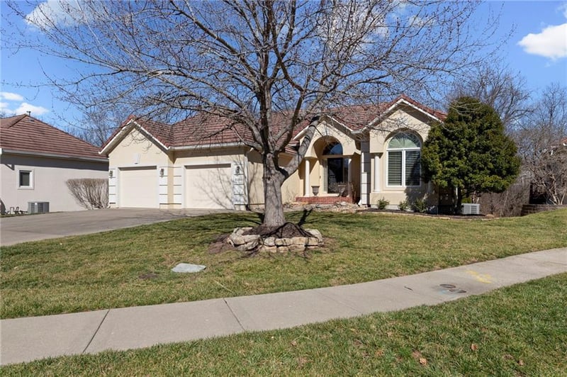 21304 E 37th Terrace Ct S, Independence, MO 64057
