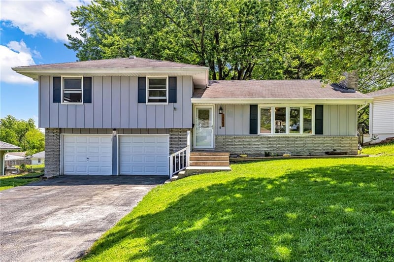 12903 54th St, Kansas City, MO 64133