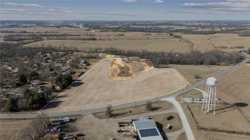 Us 169 Hw, Gower, MO 64454