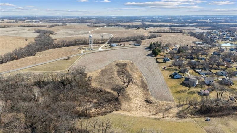 Us 169 Hw, Gower, MO 64454