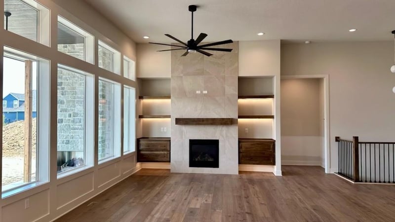 17408 Parkhill St, Overland Park, KS 66221