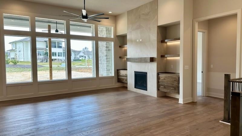 17408 Parkhill St, Overland Park, KS 66221