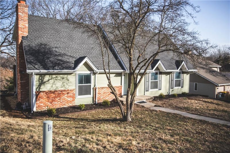 5506 Verlin Dr, Parkville, MO 64152